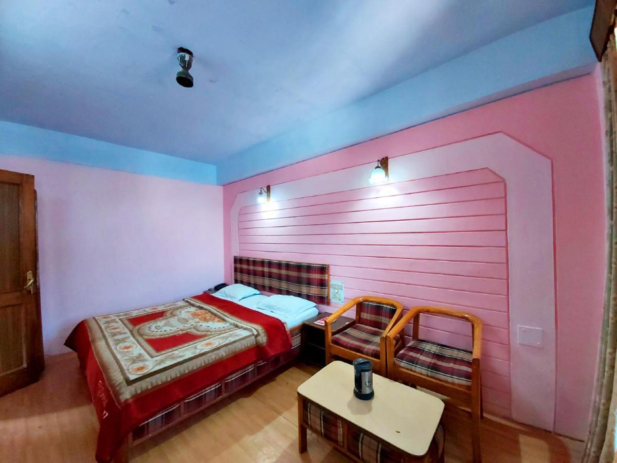 Hotel Radhe Continental Nainital Exterior photo